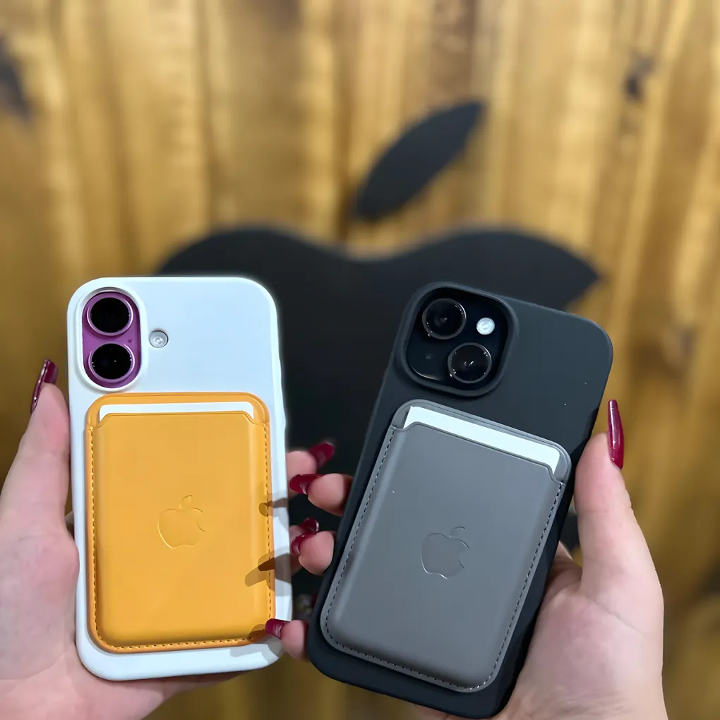 Leather Wallet MagSafe