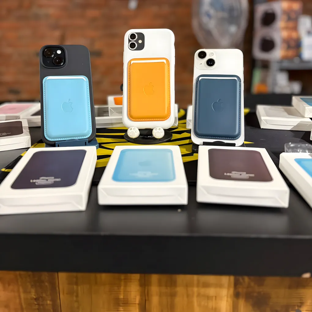 Leather Wallet MagSafe